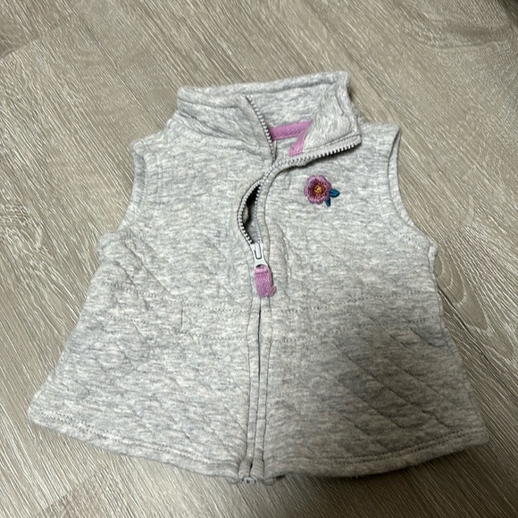 Carters 6 Month Vest - Picture 1 of 5